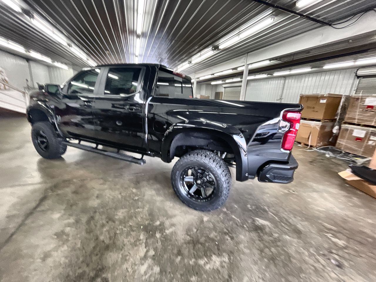 Vehicle Image 6