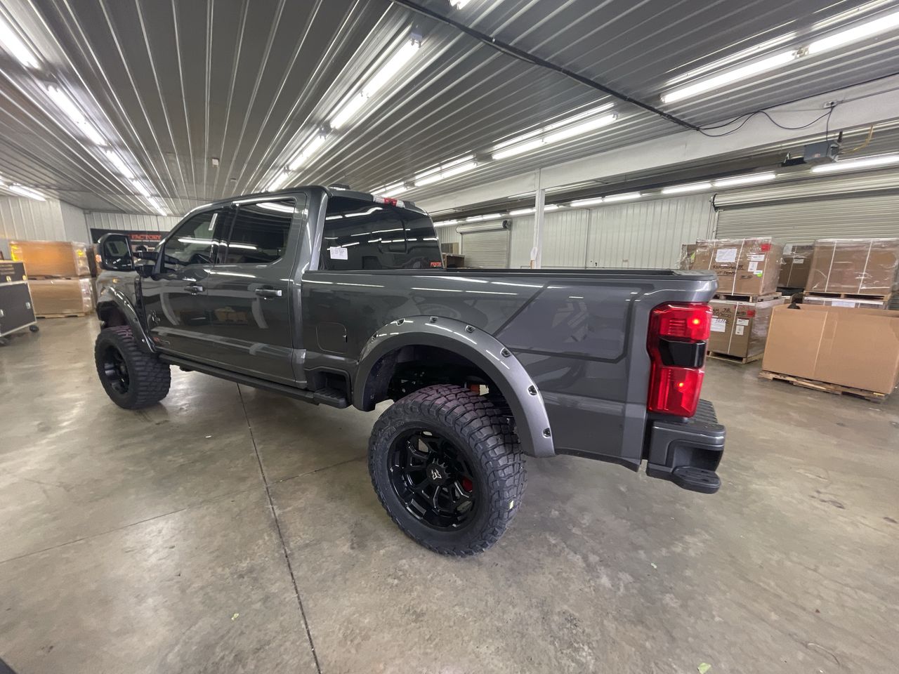 Vehicle Image 6
