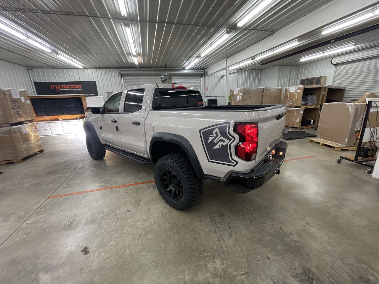 Vehicle Image 6