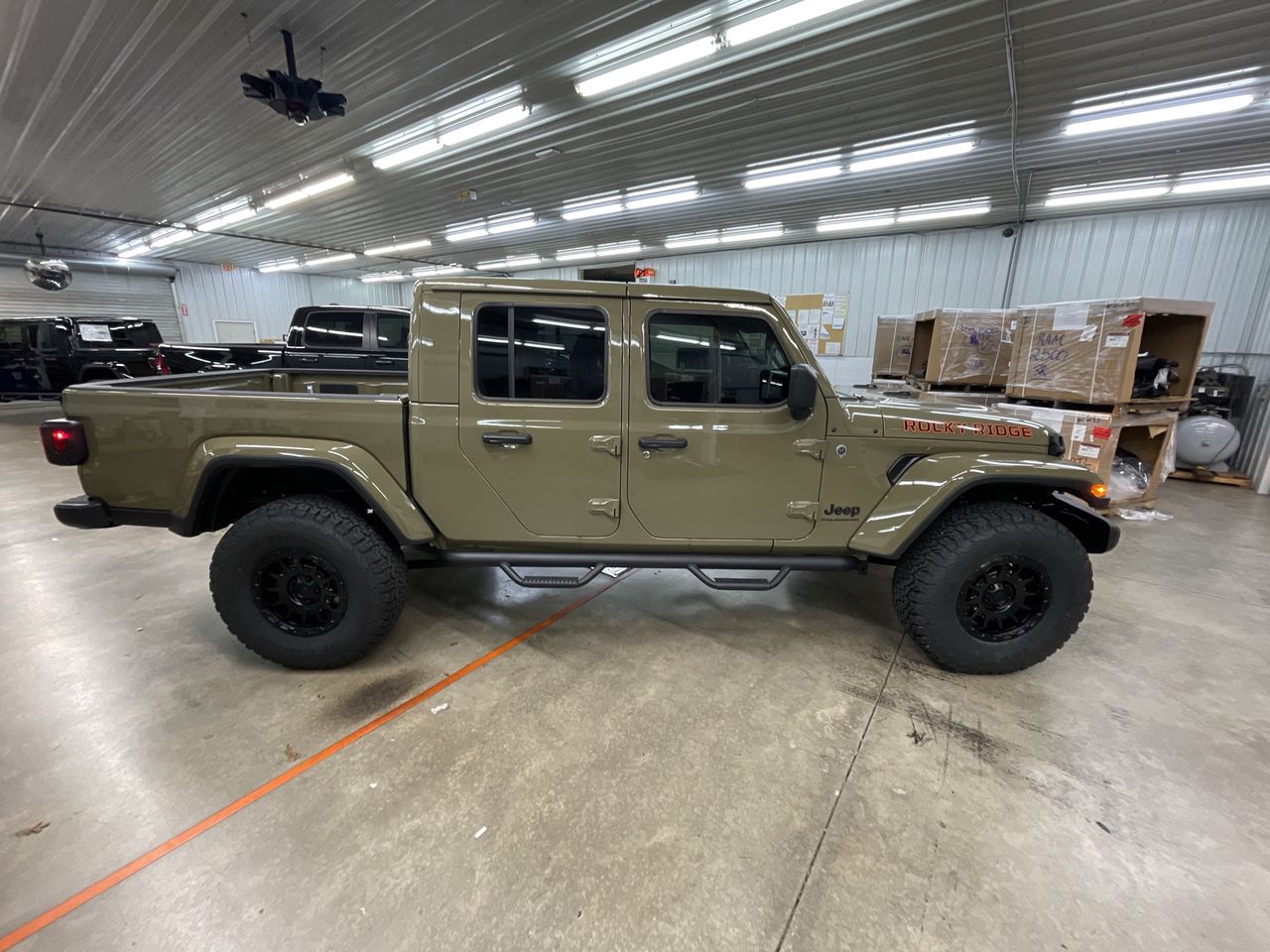 Vehicle Image 6