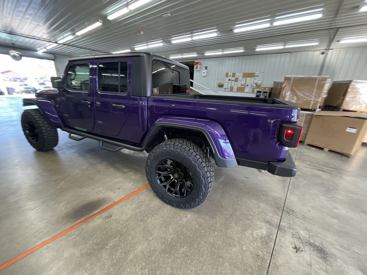 Vehicle Image 6