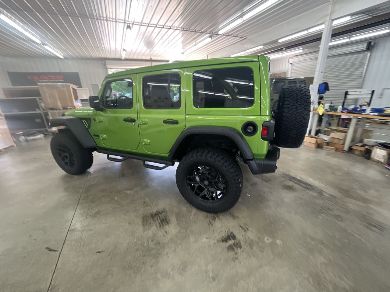 Vehicle Image 5