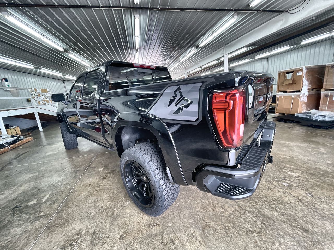 Vehicle Image 6
