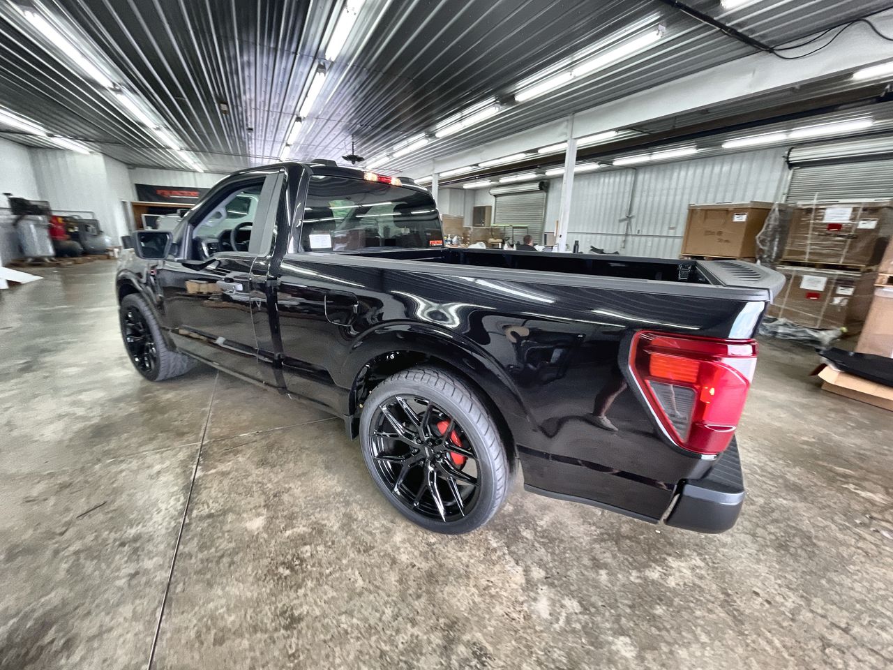 Vehicle Image 6