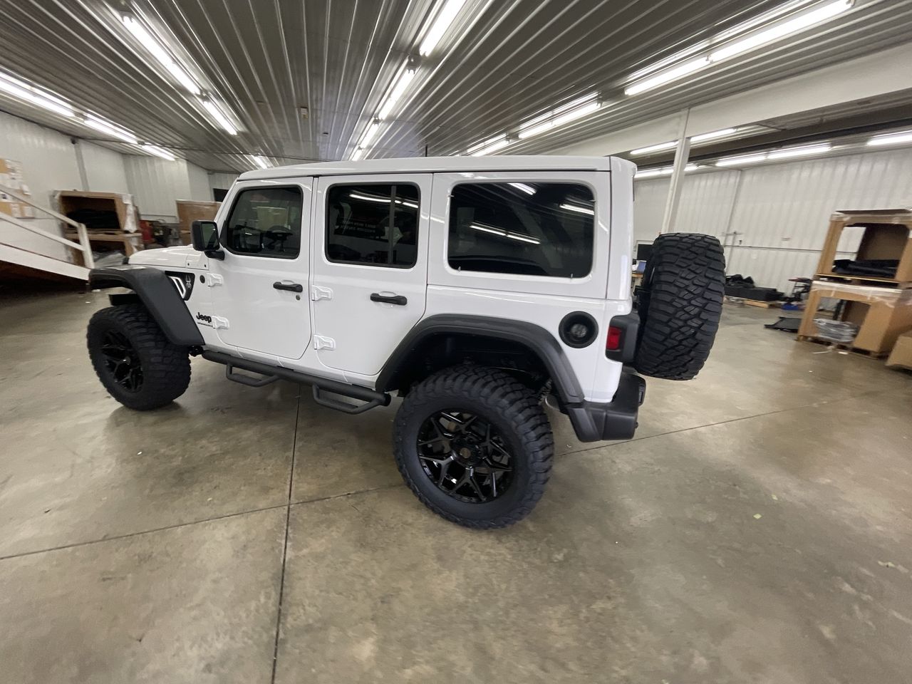 Vehicle Image 5