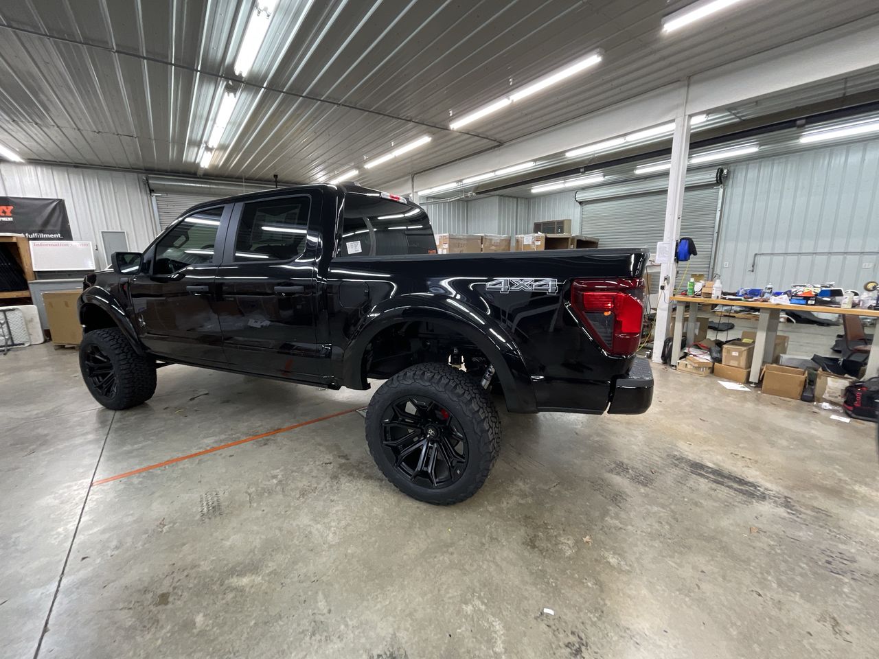Vehicle Image 6