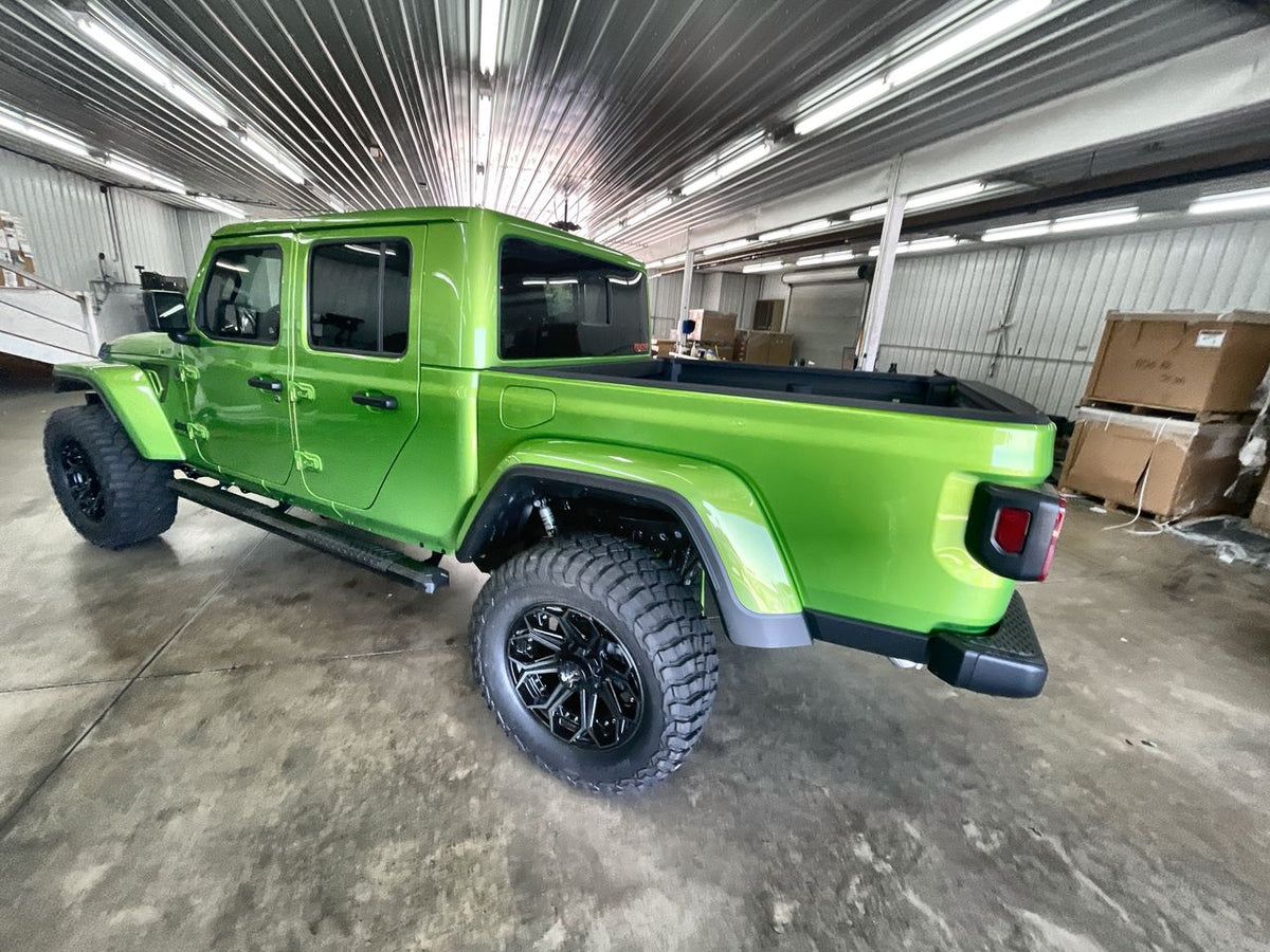 Vehicle Image 6