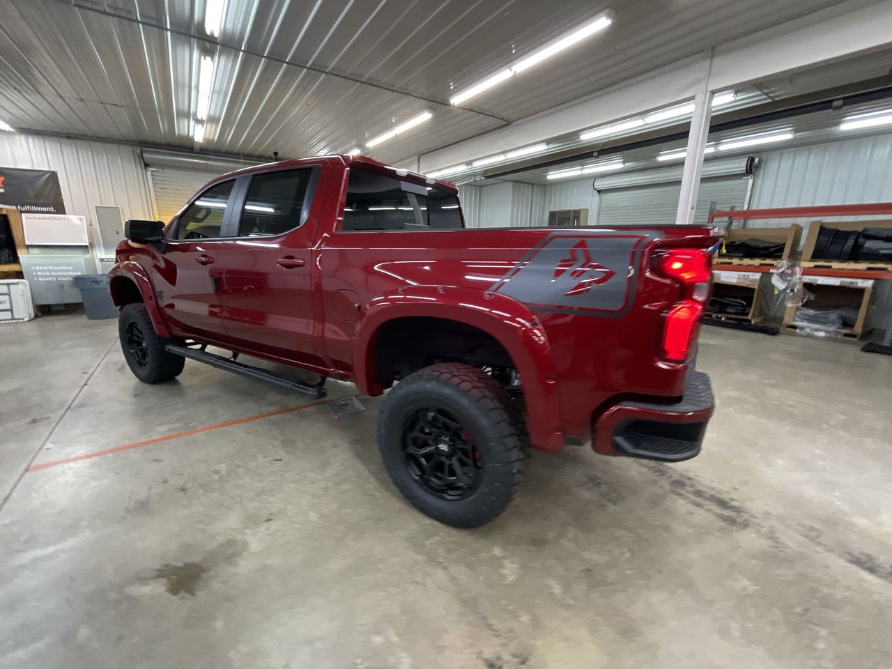 Vehicle Image 6