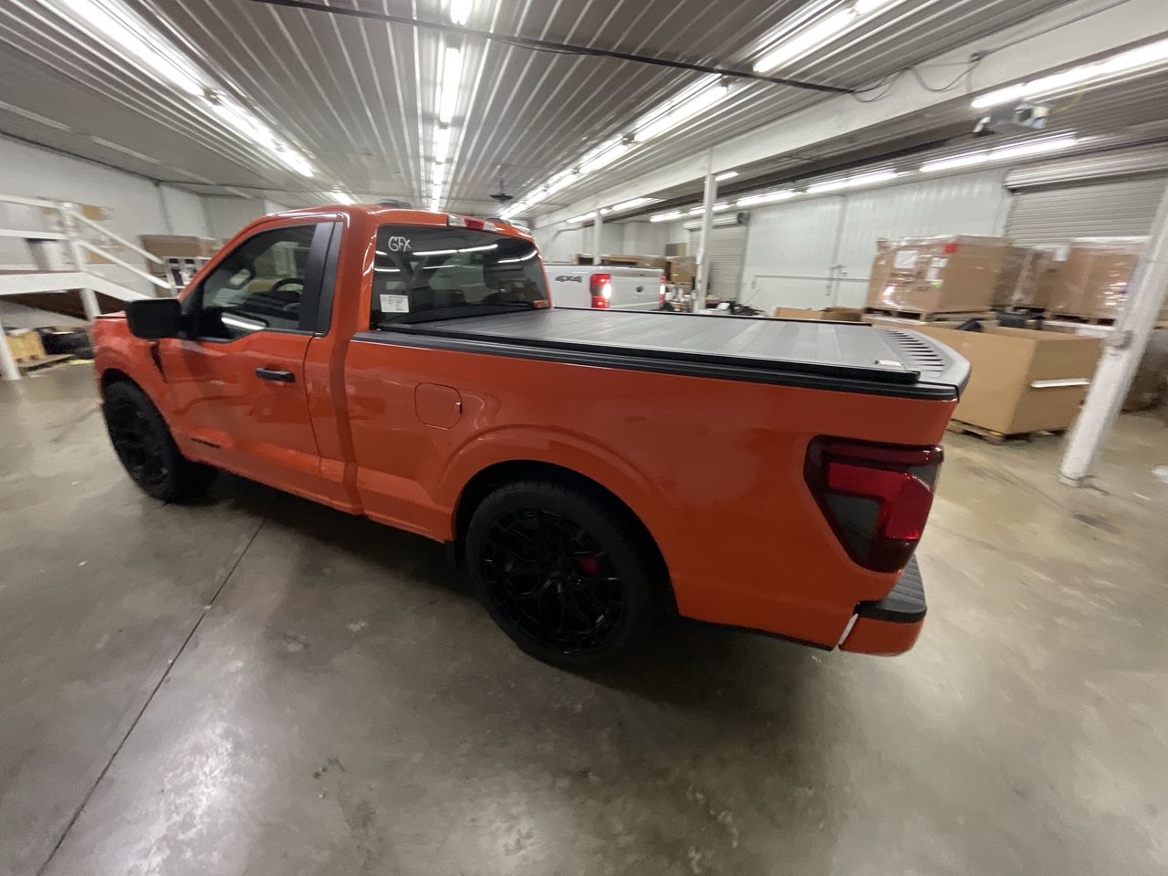 Vehicle Image 6