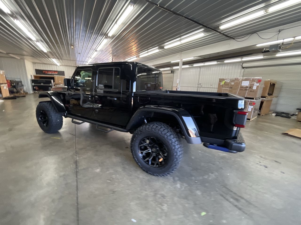 Vehicle Image 6