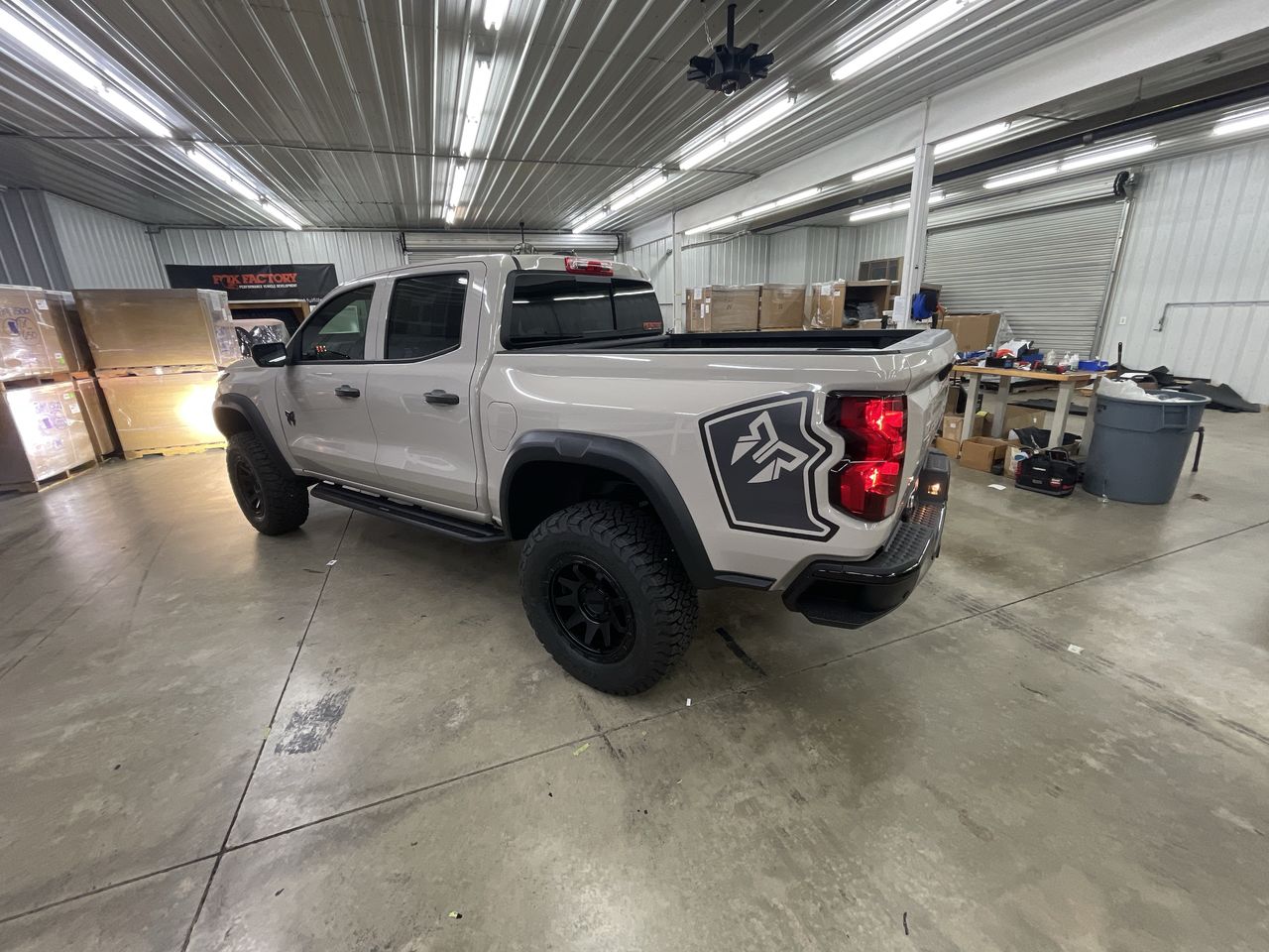 Vehicle Image 6