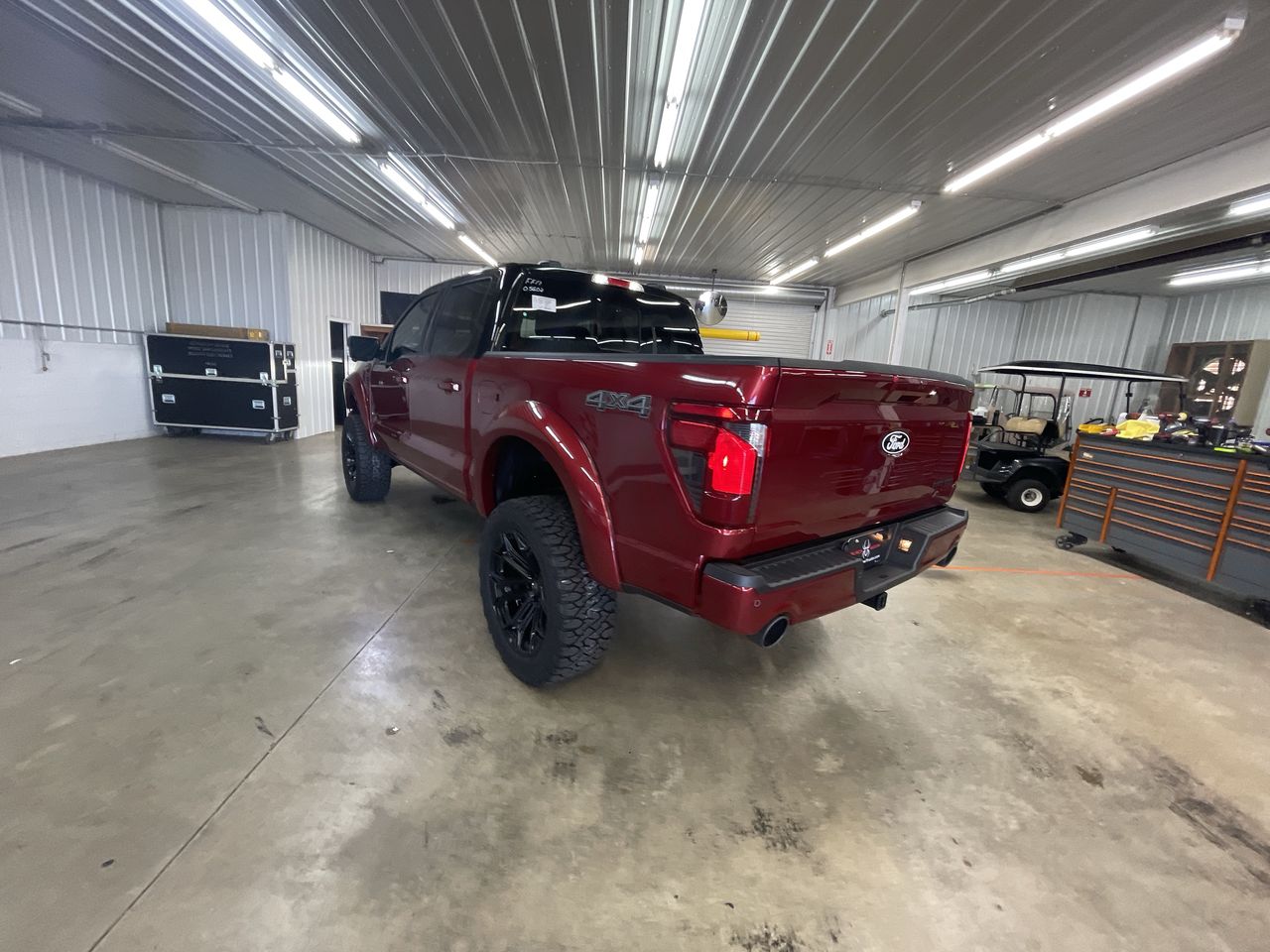Vehicle Image 6