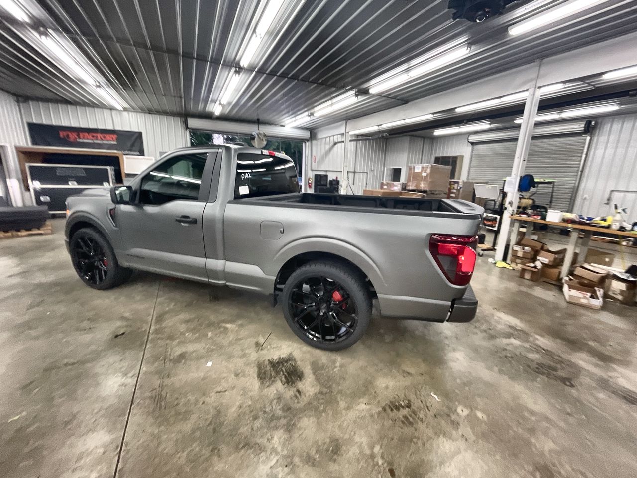 Vehicle Image 6