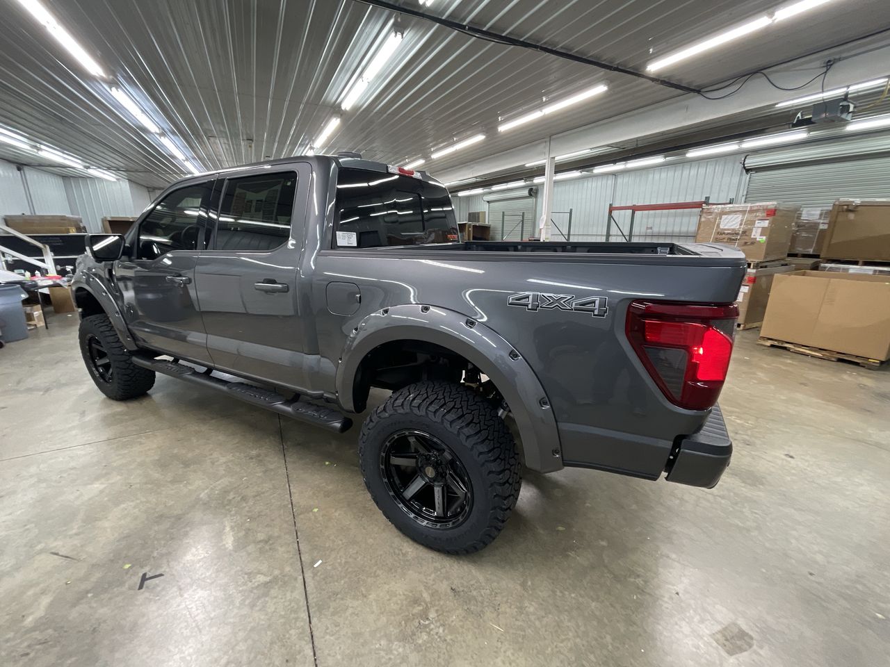Vehicle Image 6