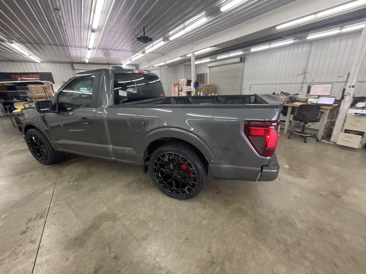 Vehicle Image 5