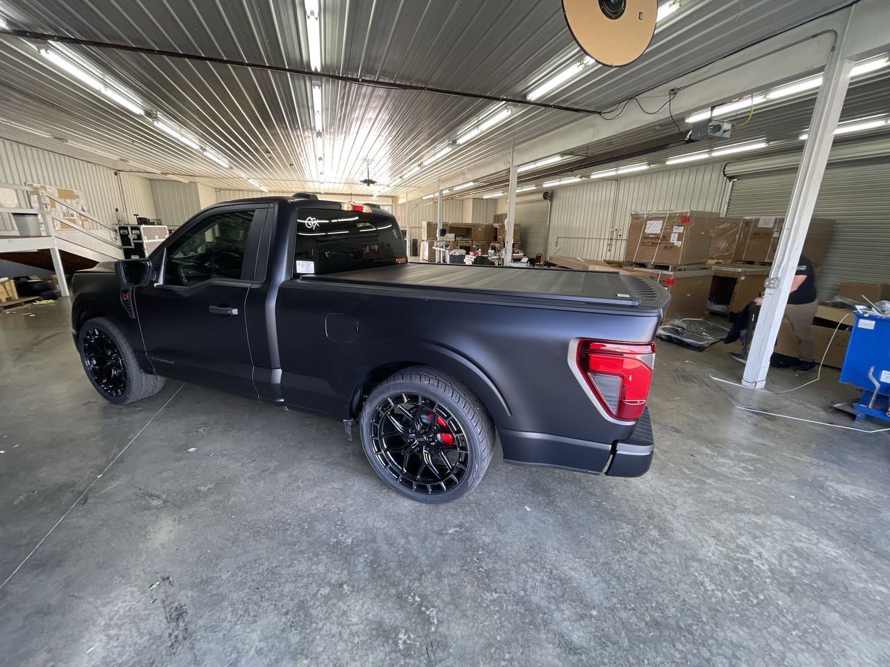 Vehicle Image 6