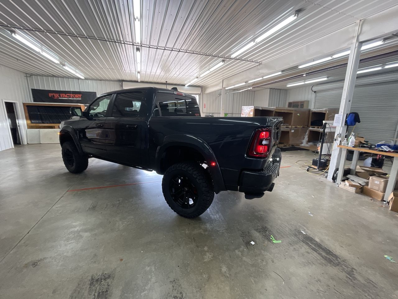 Vehicle Image 6