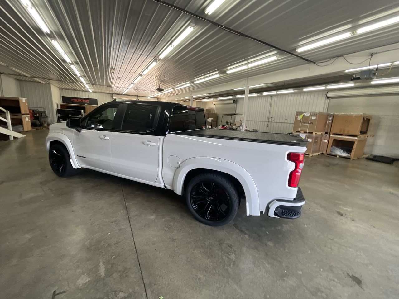 Vehicle Image 5