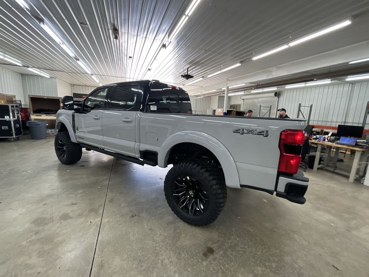Vehicle Image 6