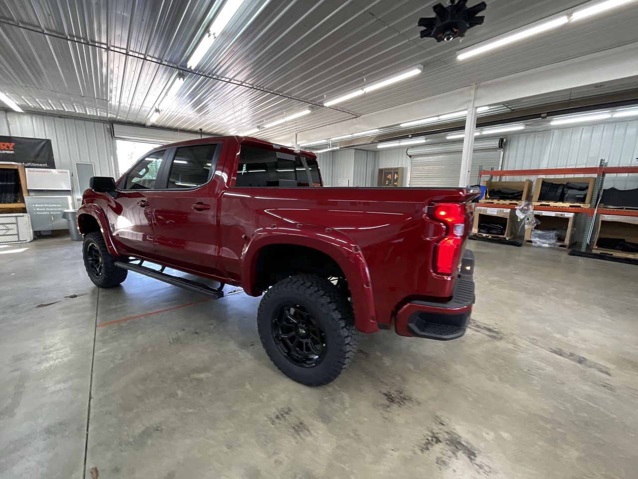 Vehicle Image 6