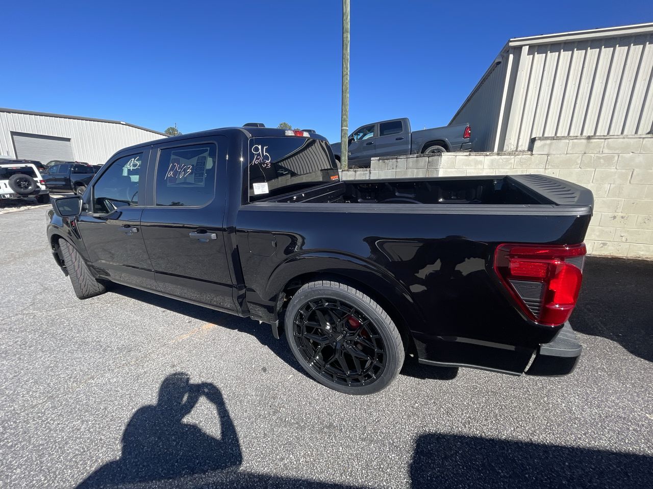 Vehicle Image 6