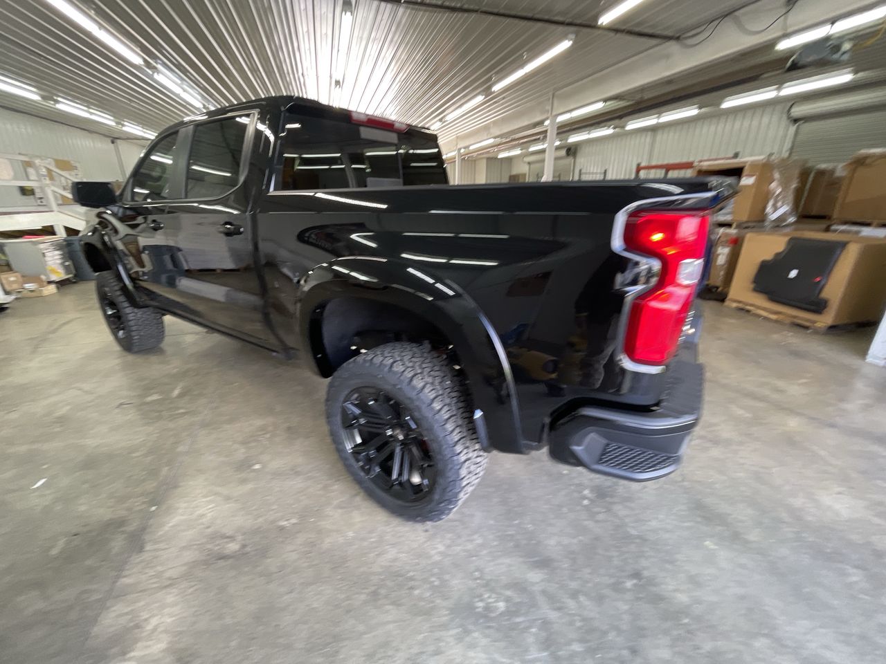 Vehicle Image 6