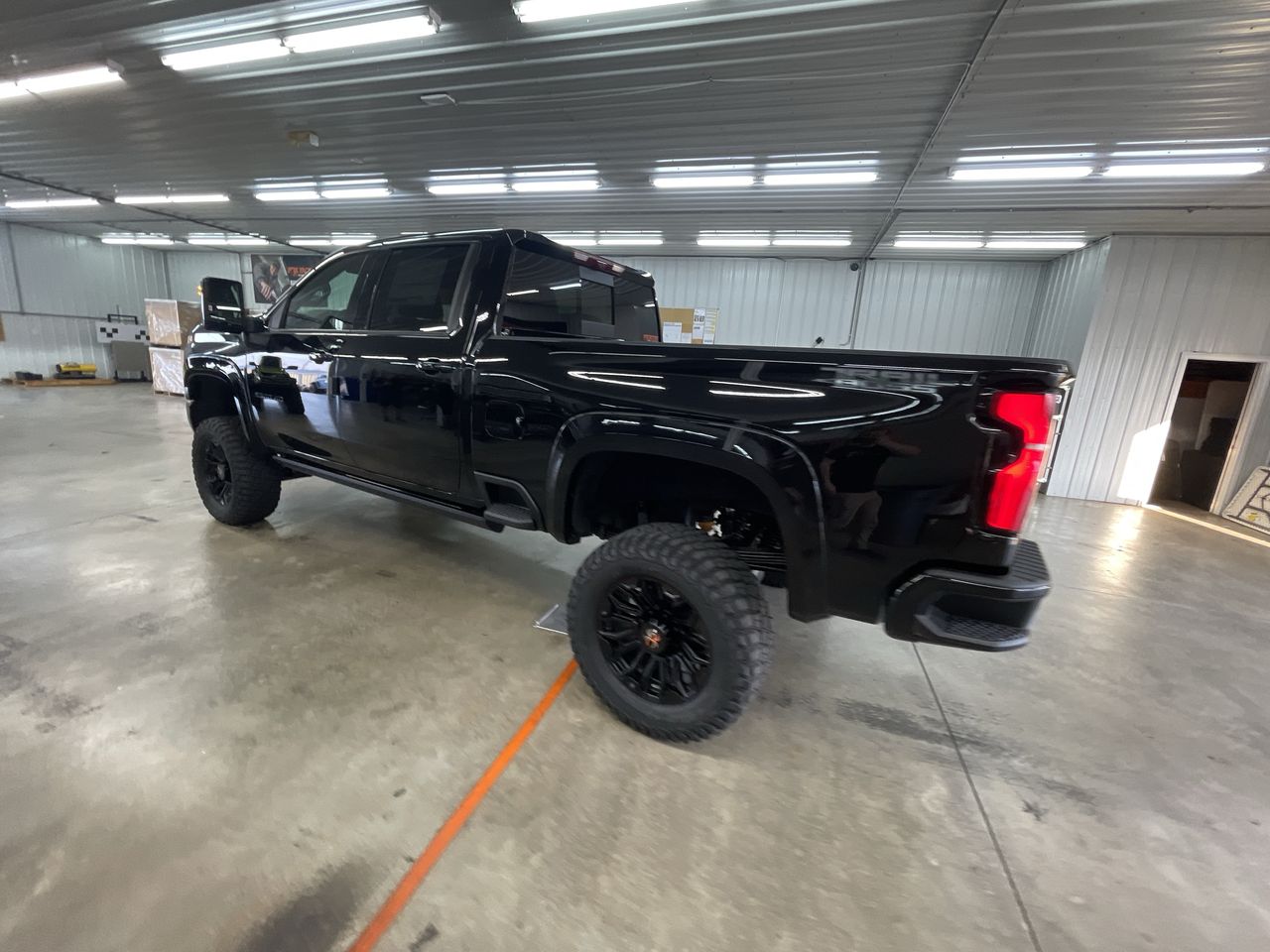 Vehicle Image 6