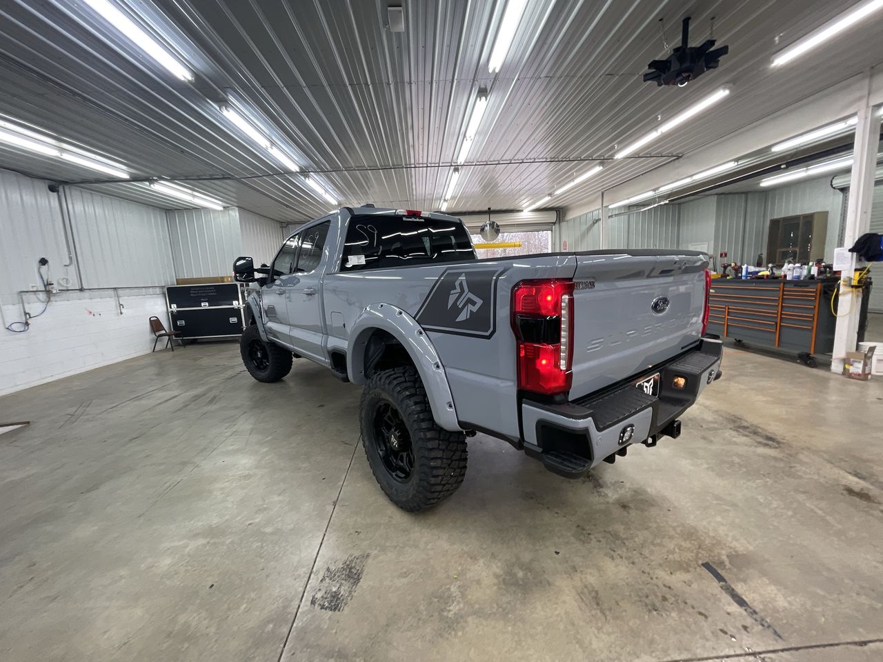 Vehicle Image 6