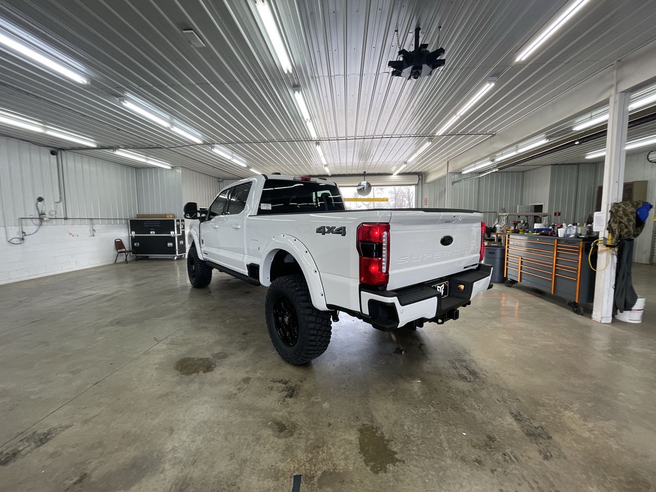 Vehicle Image 6