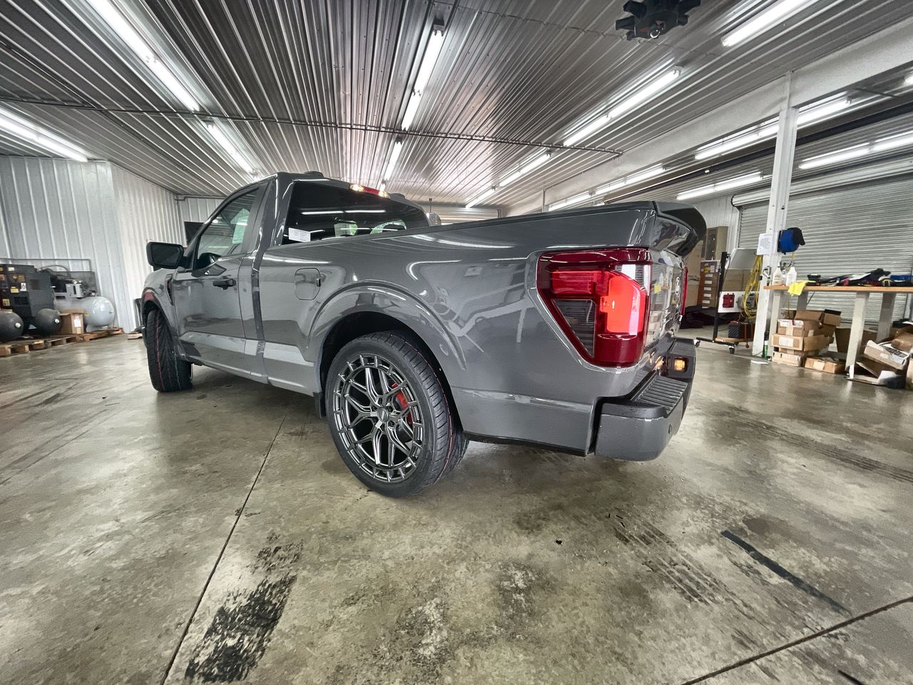 Vehicle Image 6