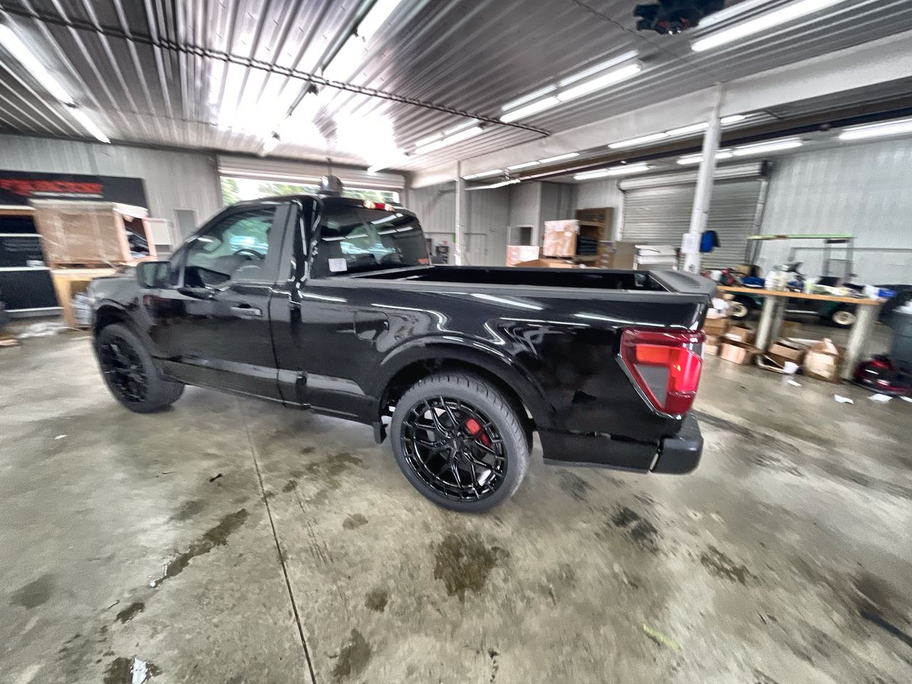 Vehicle Image 6