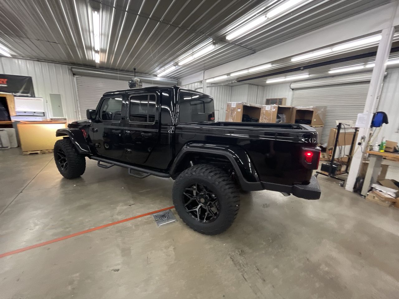 Vehicle Image 6