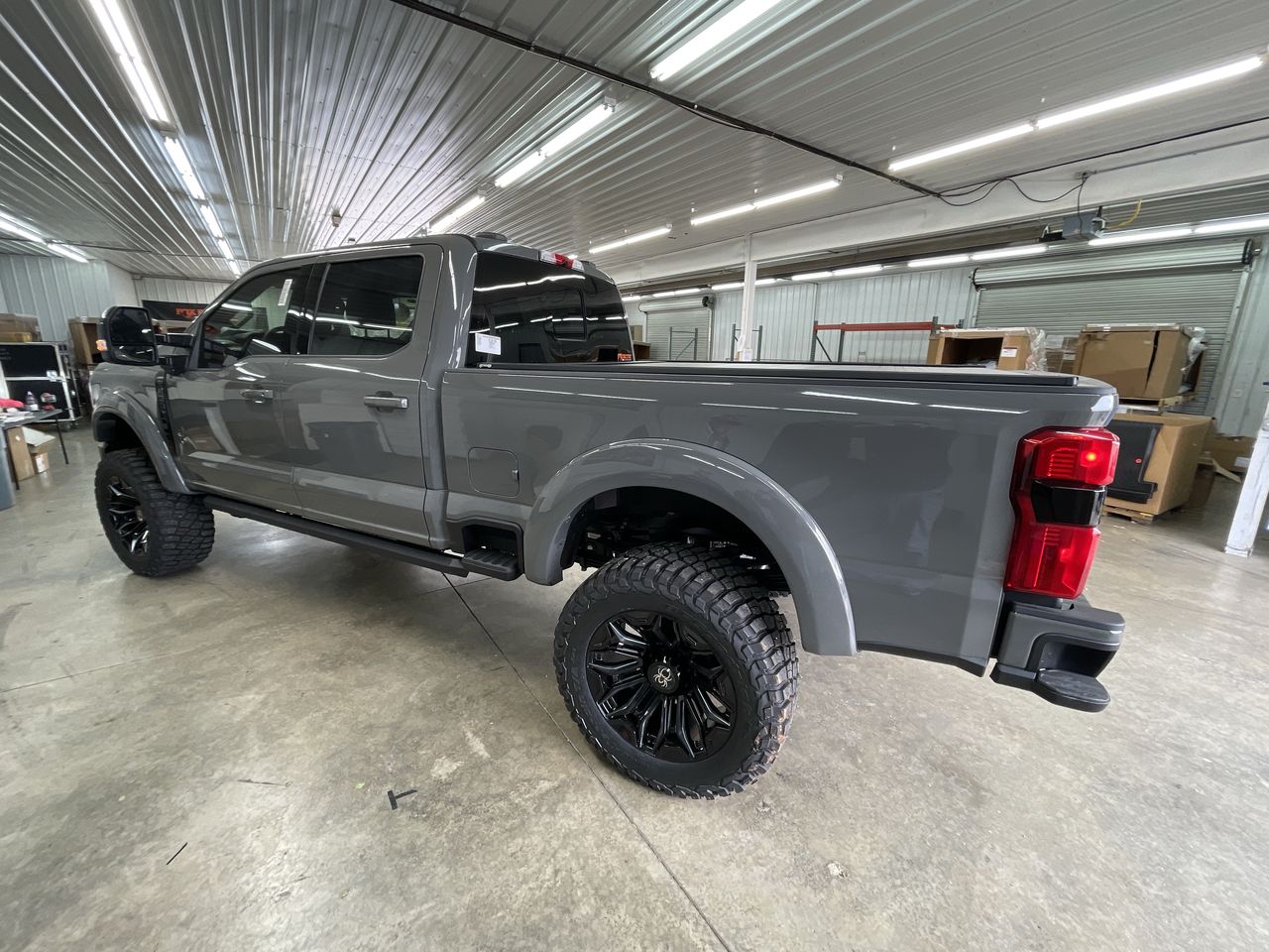 Vehicle Image 6