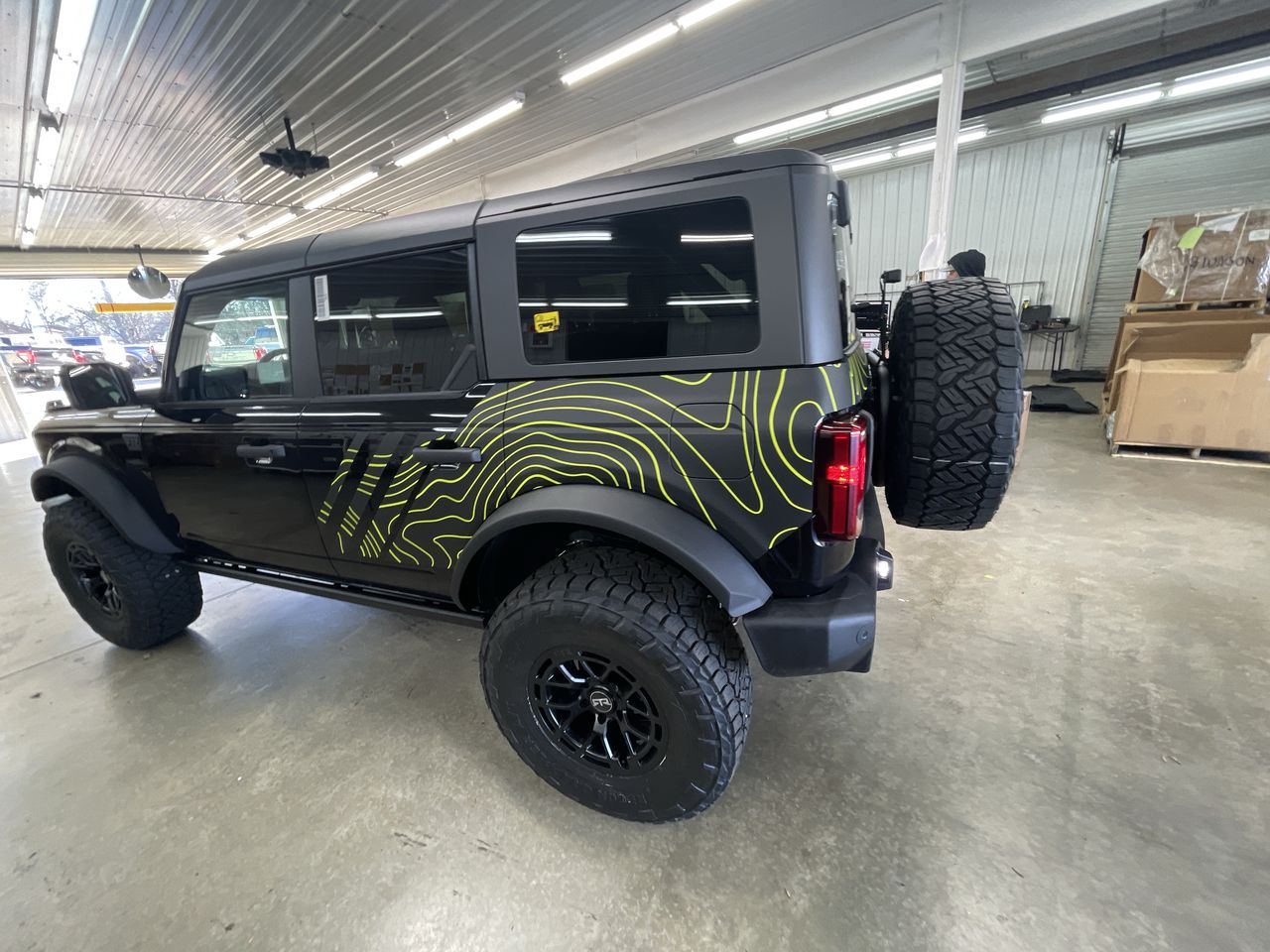 Vehicle Image 6