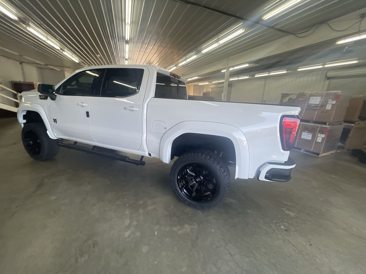 Vehicle Image 5