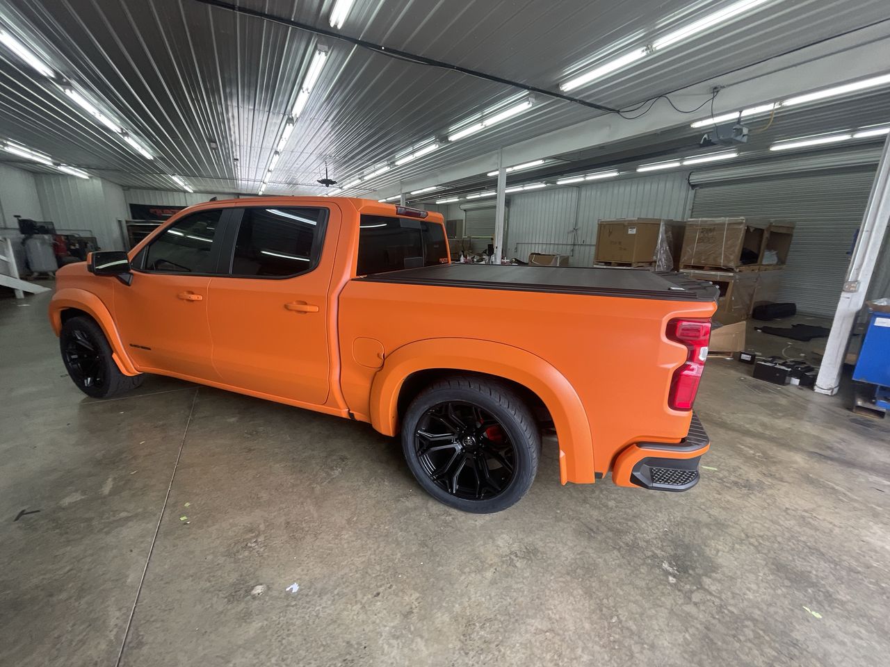 Vehicle Image 6