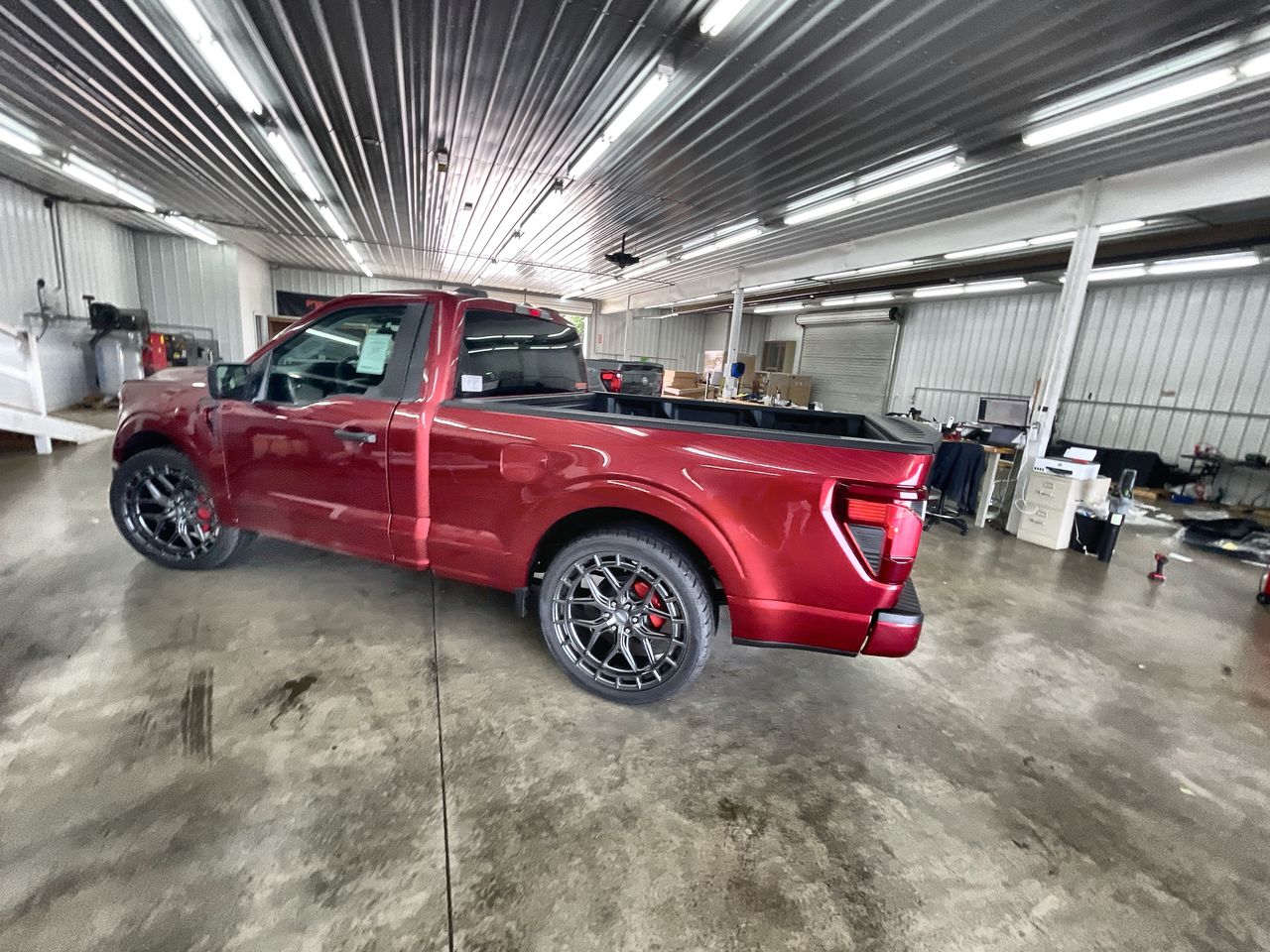 Vehicle Image 6