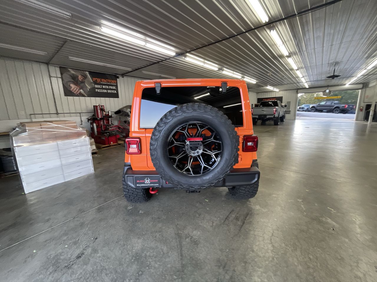 Vehicle Image 7