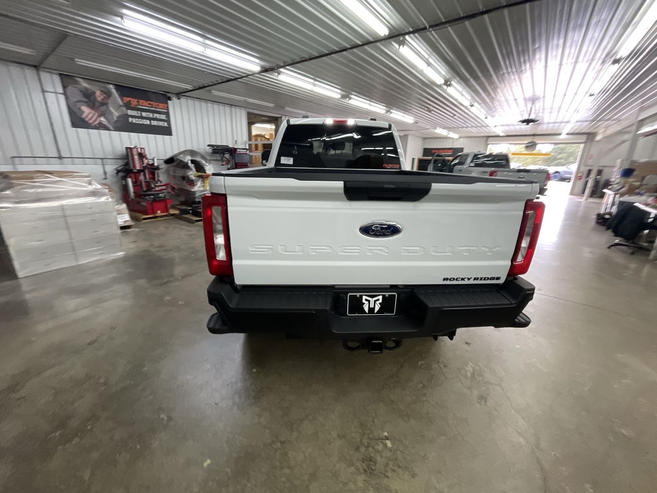 Vehicle Image 7