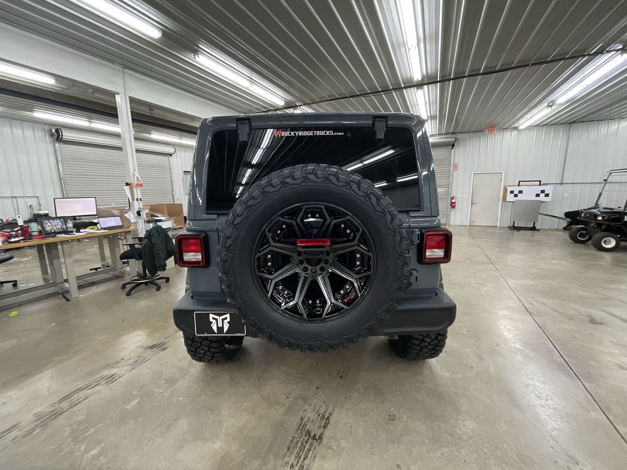 Vehicle Image 7