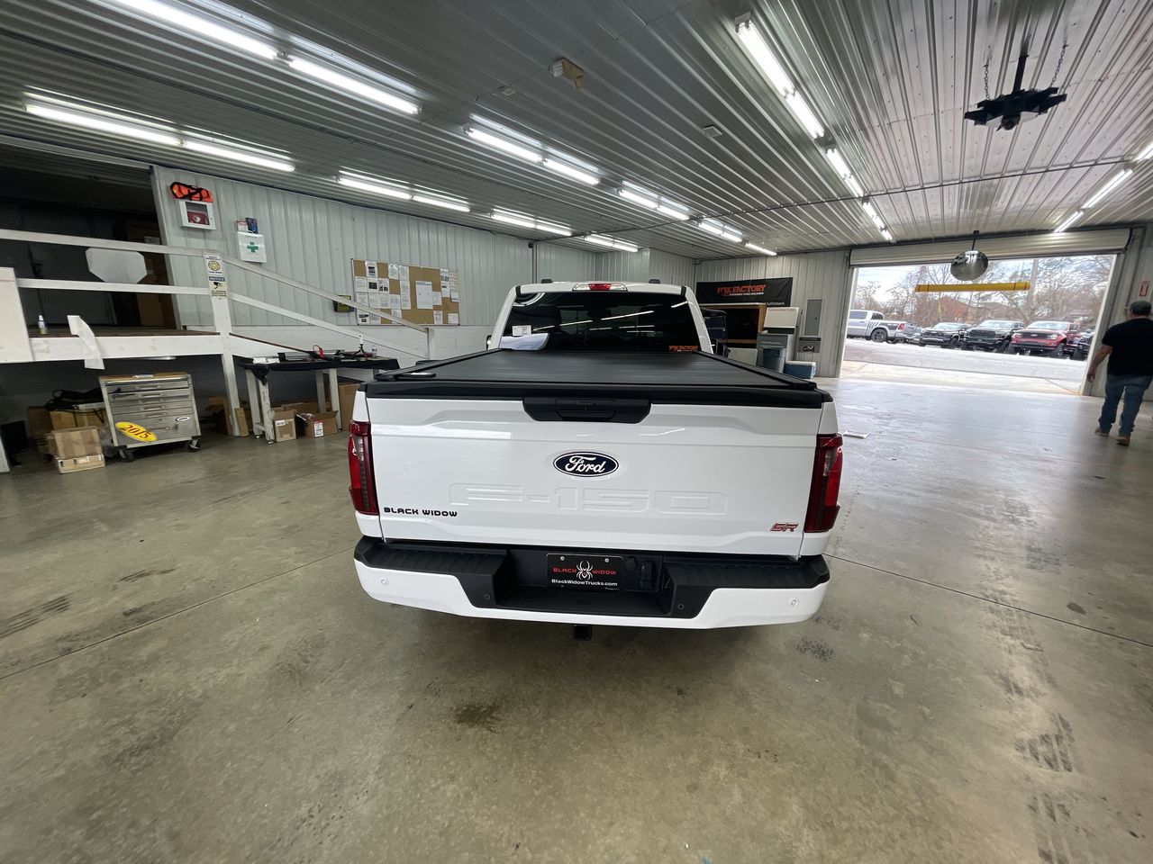 Vehicle Image 7
