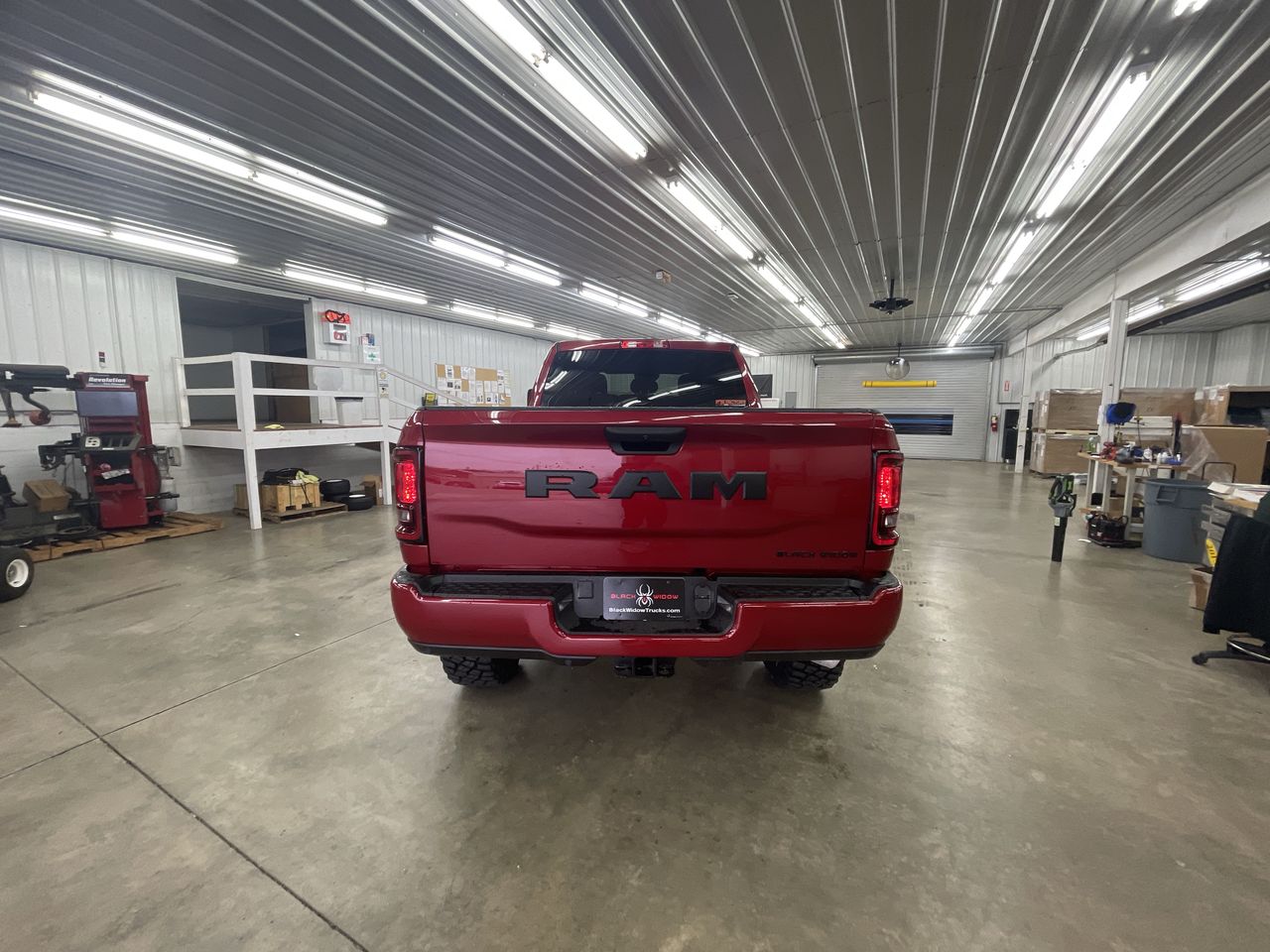 Vehicle Image 7