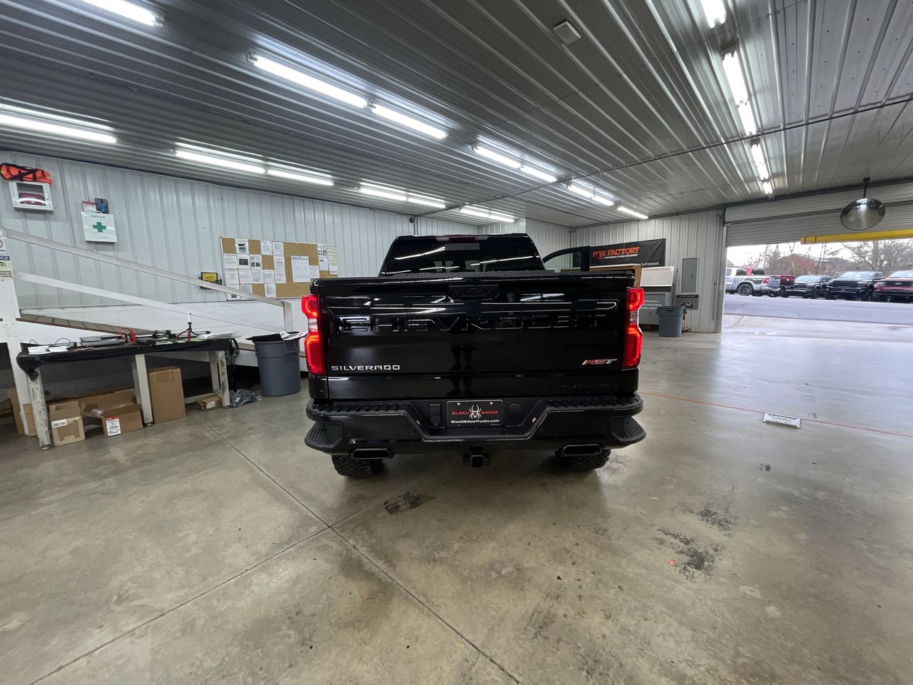 Vehicle Image 7
