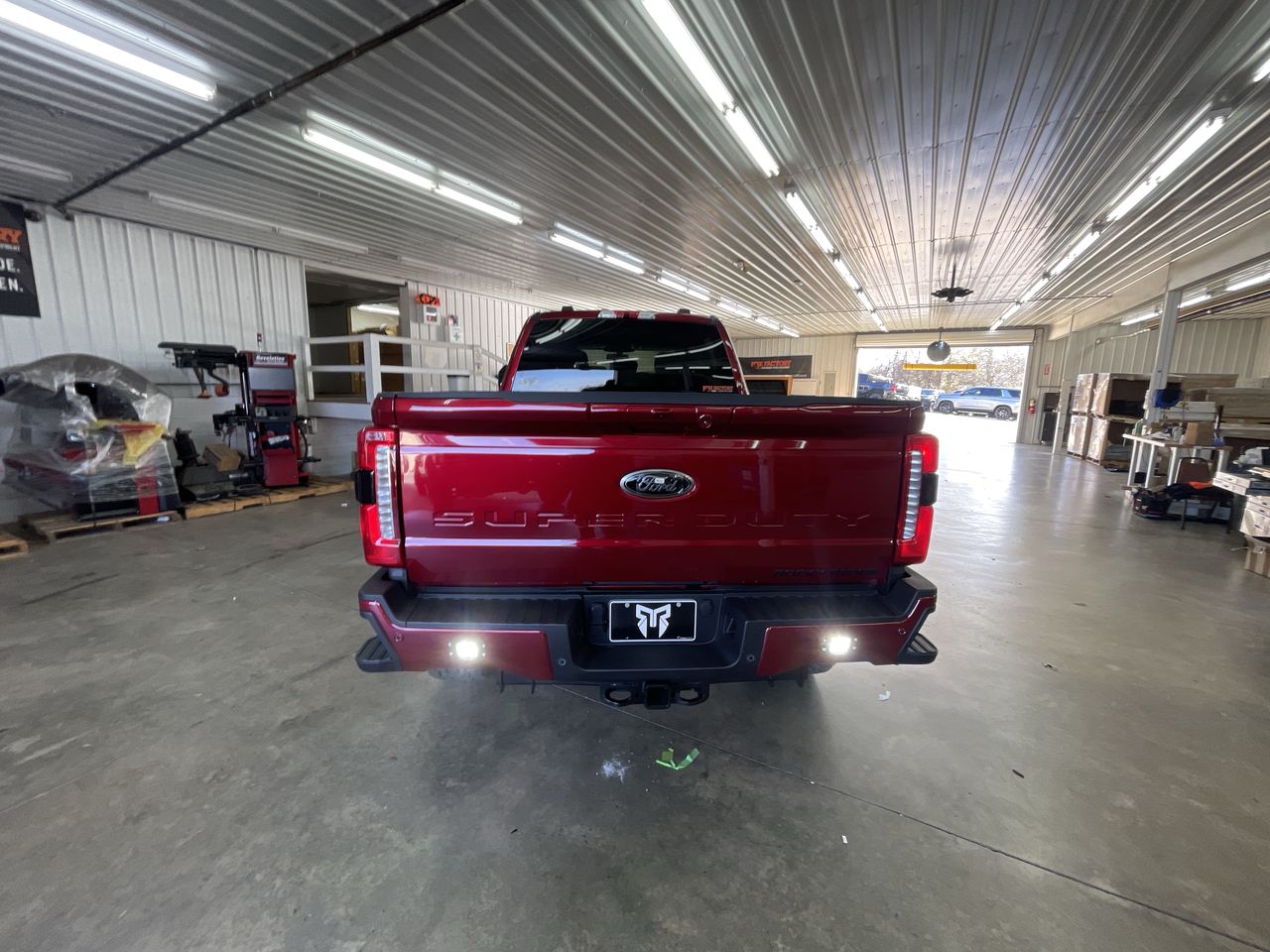 Vehicle Image 7