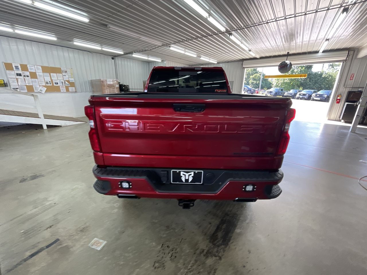Vehicle Image 6
