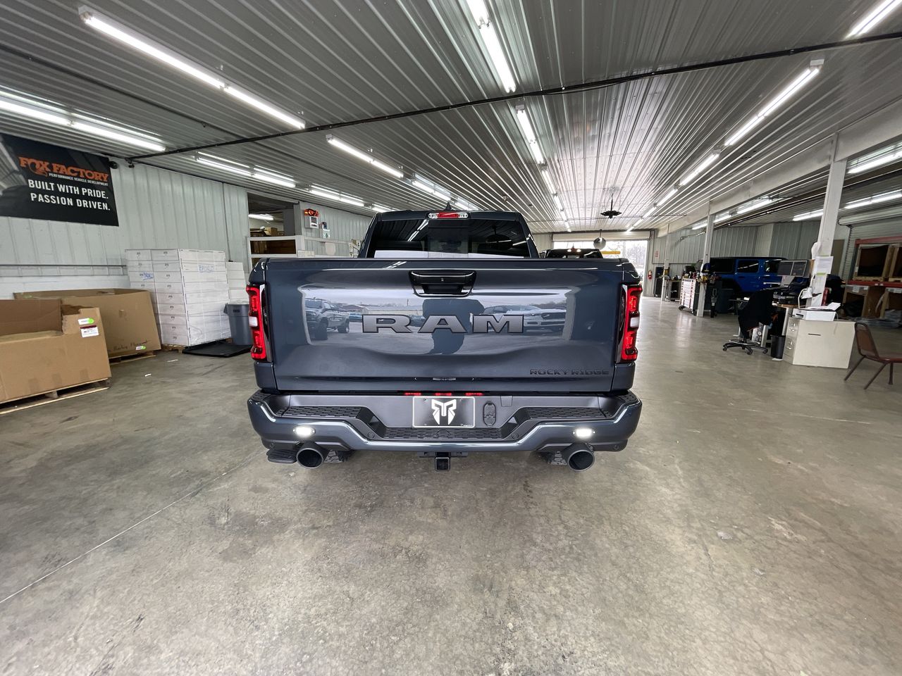 Vehicle Image 7