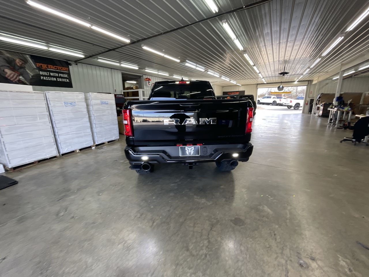 Vehicle Image 7