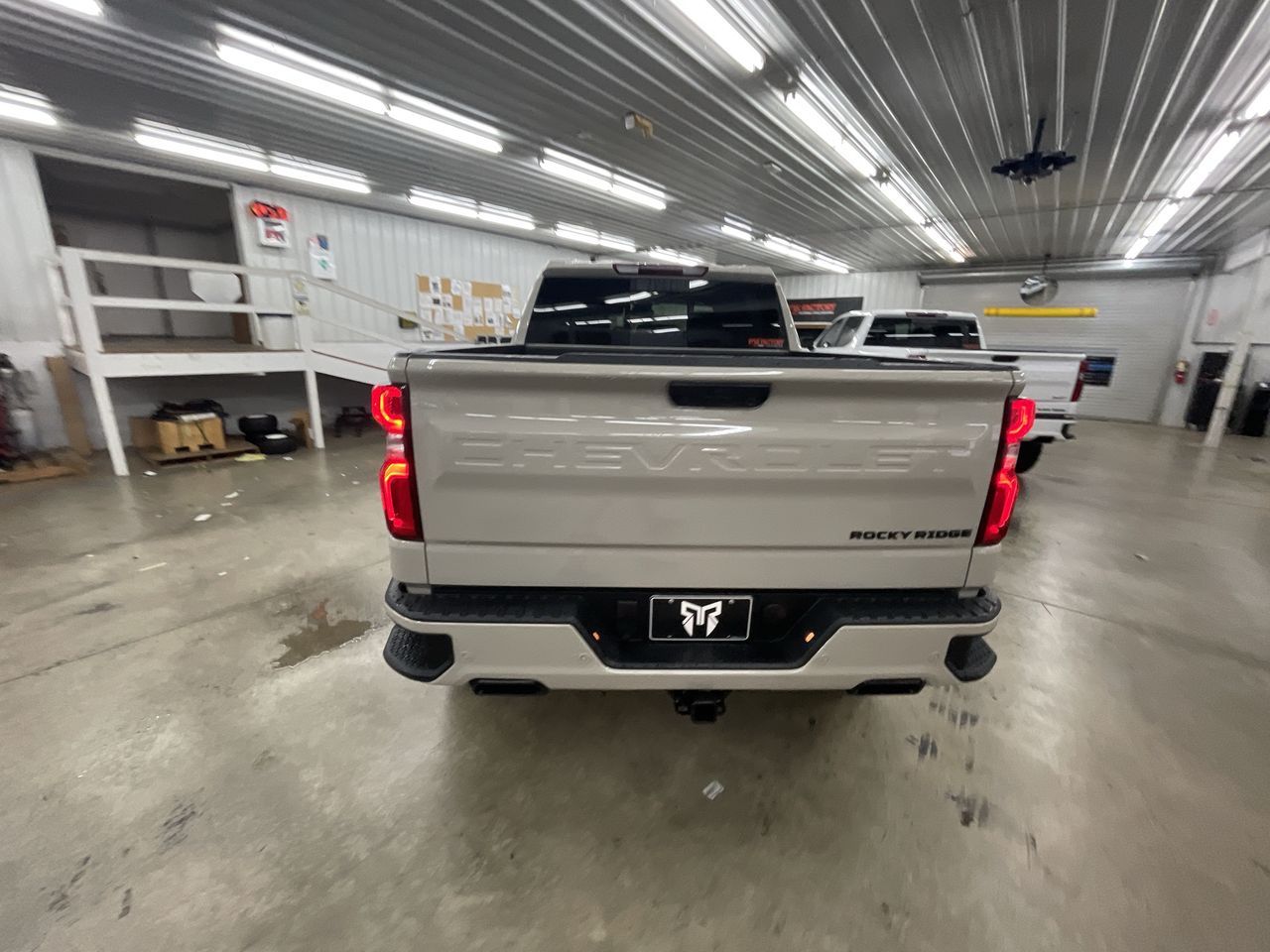 Vehicle Image 7