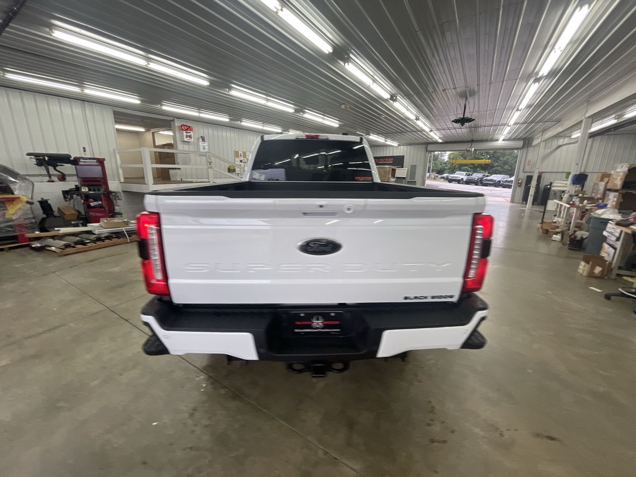 Vehicle Image 6