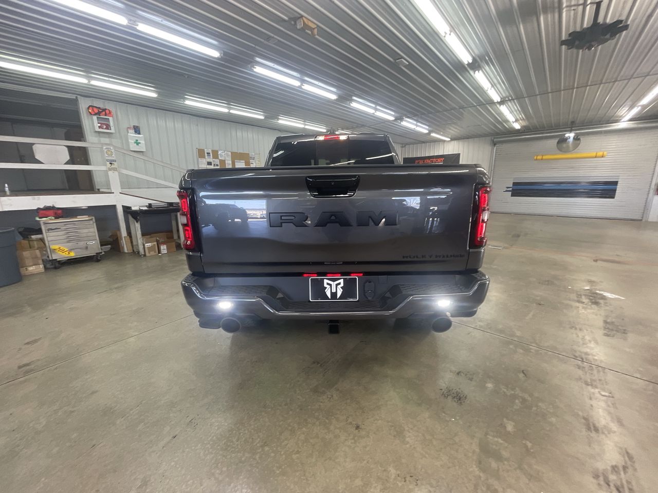 Vehicle Image 7